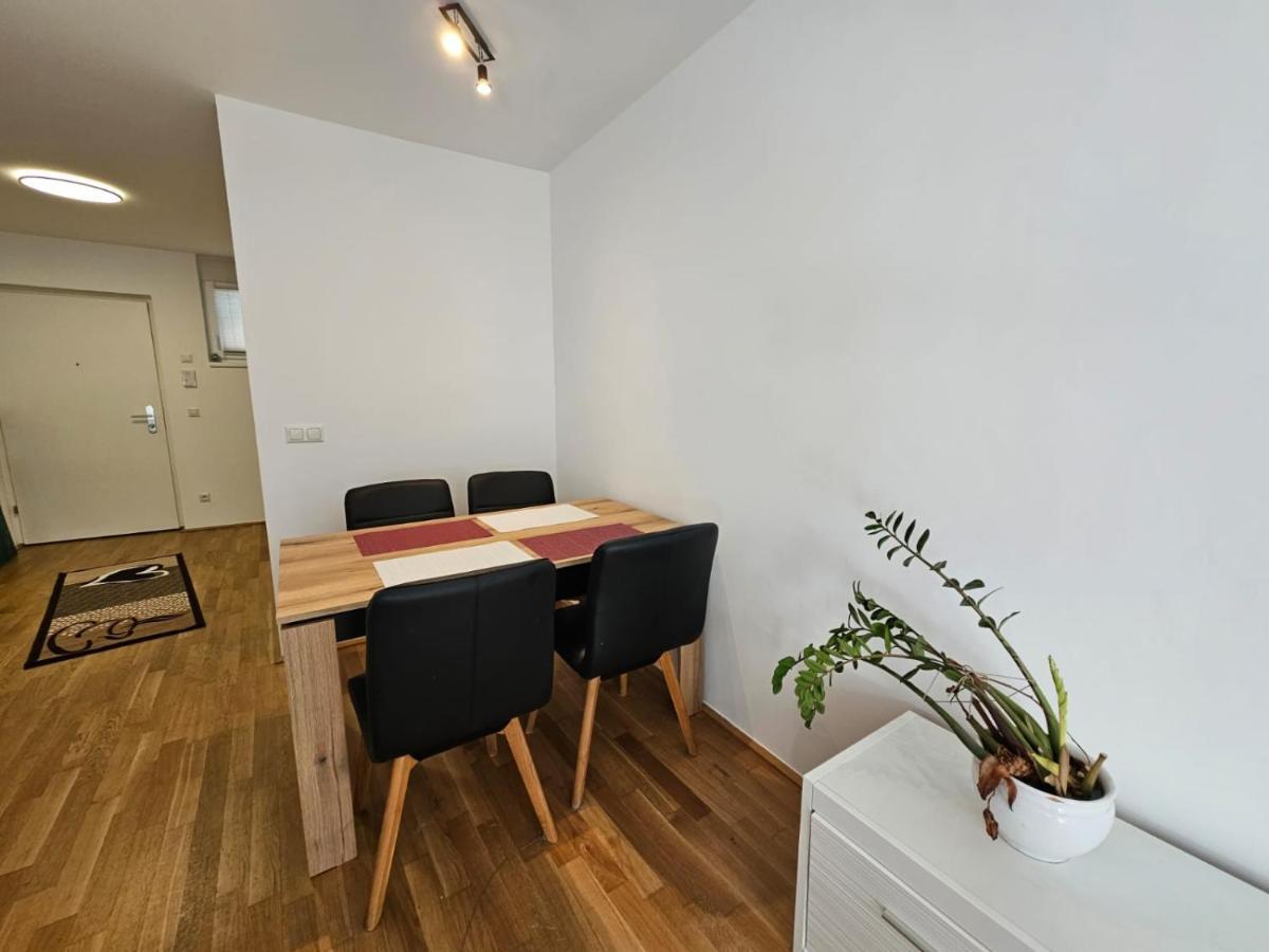 Stylish Apartment In Innsbruck + 1 Parking Spot ภายนอก รูปภาพ