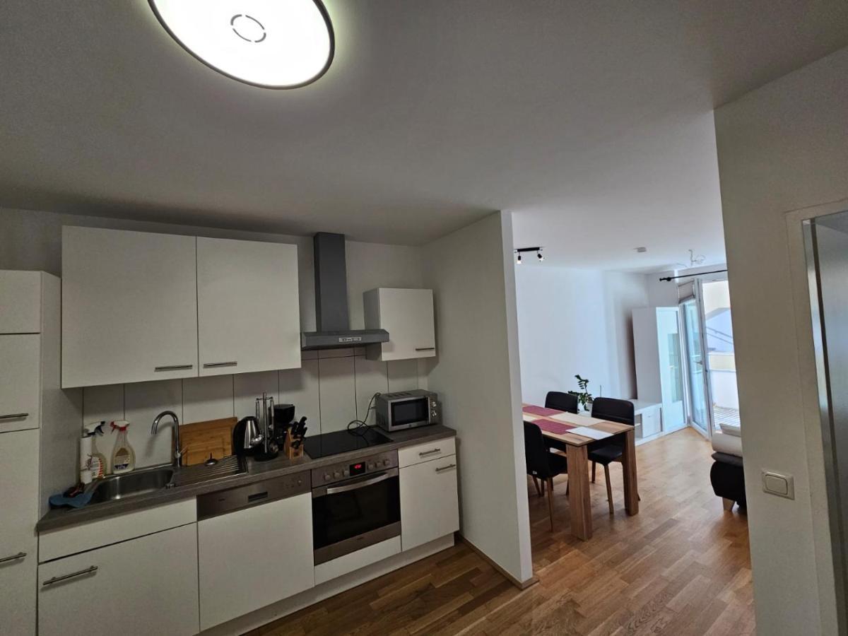 Stylish Apartment In Innsbruck + 1 Parking Spot ภายนอก รูปภาพ
